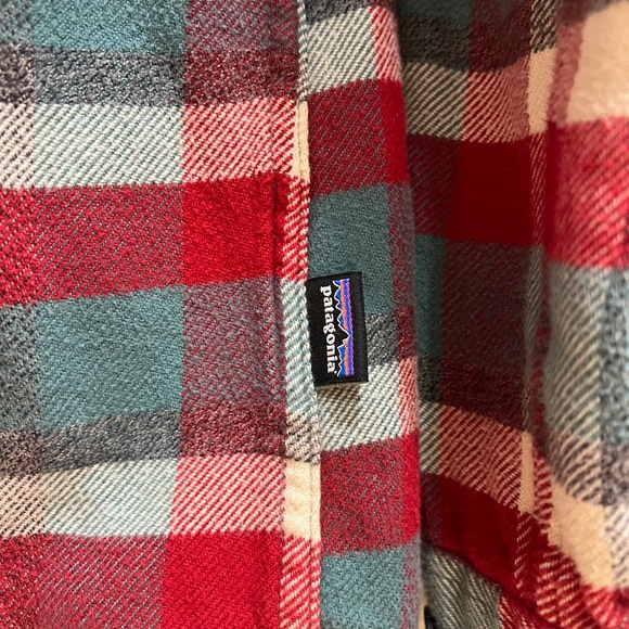 Patagonia Fjord Flannel - Picture 4 of 7